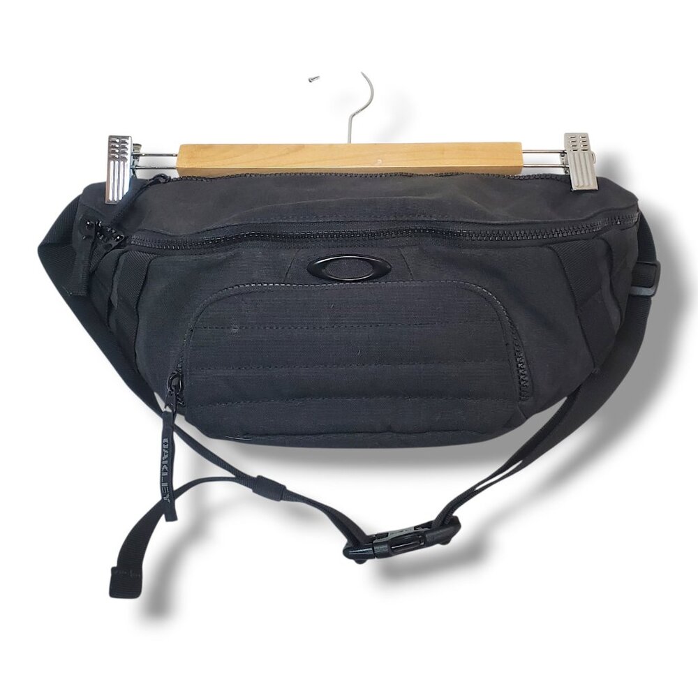 NOT FOR SALE Poshmark will Restrict Sellers Accounts If We Delete Too Many Items